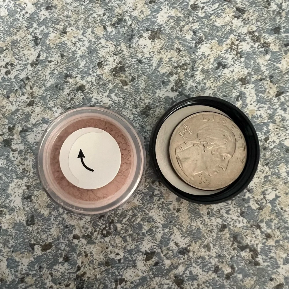 bareMinerals Cream Eye Shadow Cream Puff Mini Loose Powder Sealed .01 oz/.28 g